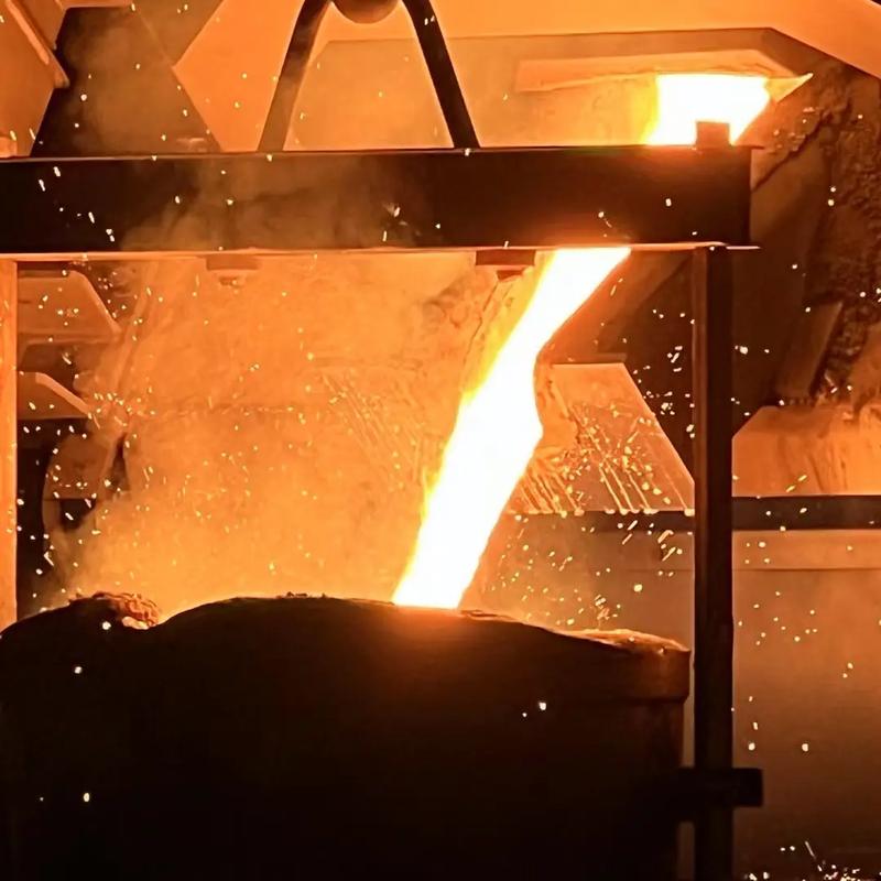 鑄造生產(chǎn)現(xiàn)場(chǎng)#專業(yè)中頻感應(yīng)電爐制造商#重慶科昂機(jī)電
